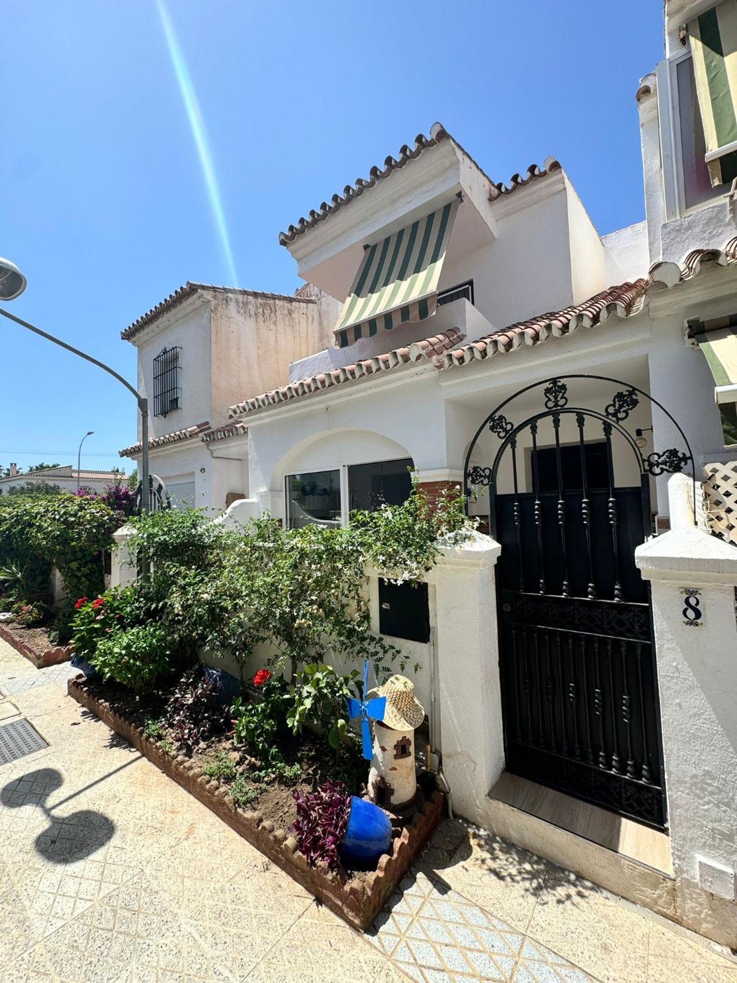 Casa Pom At The Beach Torre de Benagalbon Exterior foto
